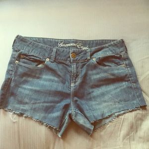 American Eagle Outfitters Cut off denim shorts